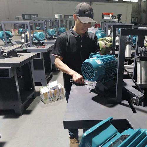 电子产品销售;机械设备销售;五金产品批发;家用视听设备销售;物联
